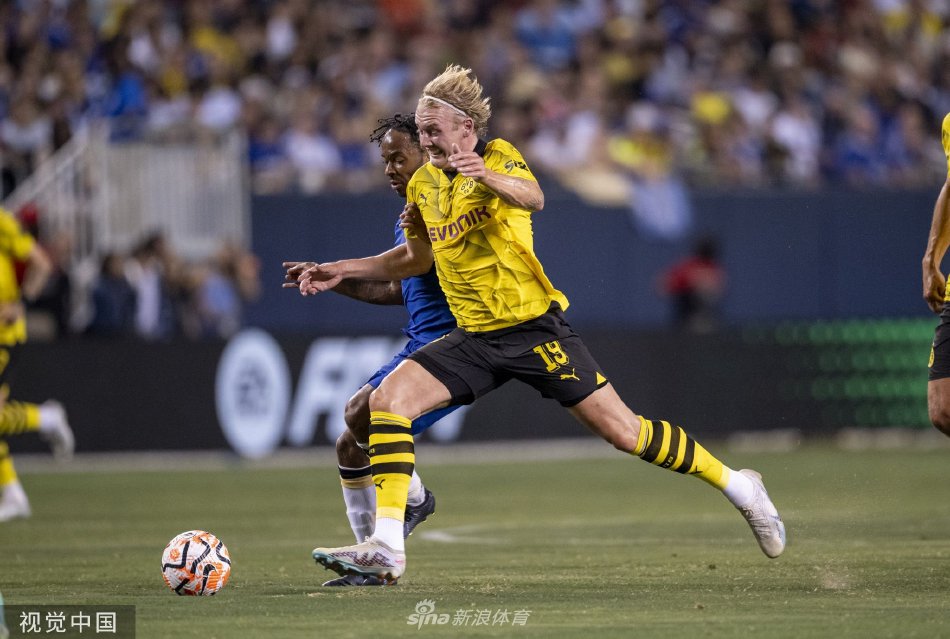 钟内登场并 钟内登场并