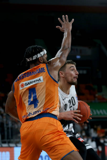 出色表现 出色表现