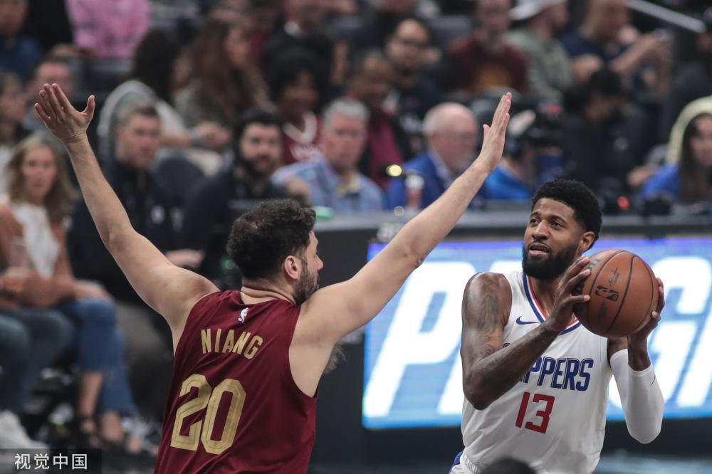 一度僵持不 一度僵持不