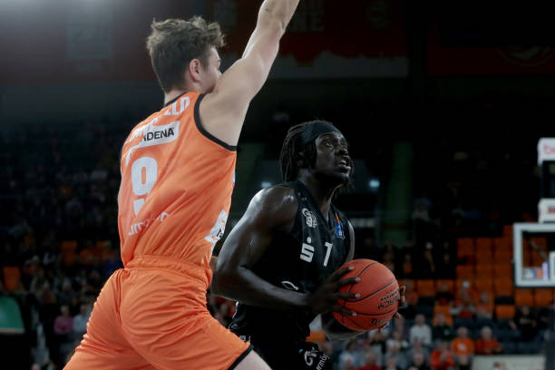 未能赢得足 未能赢得足